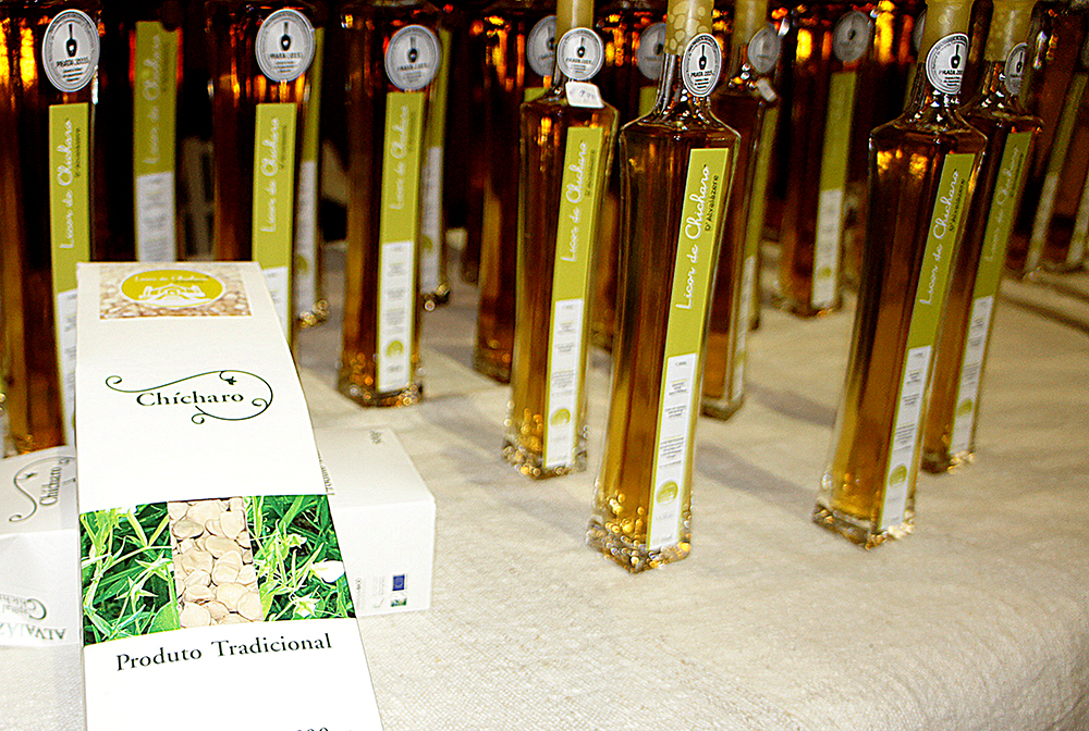 à mesa com o “Chícharo” d’Alvaiázere